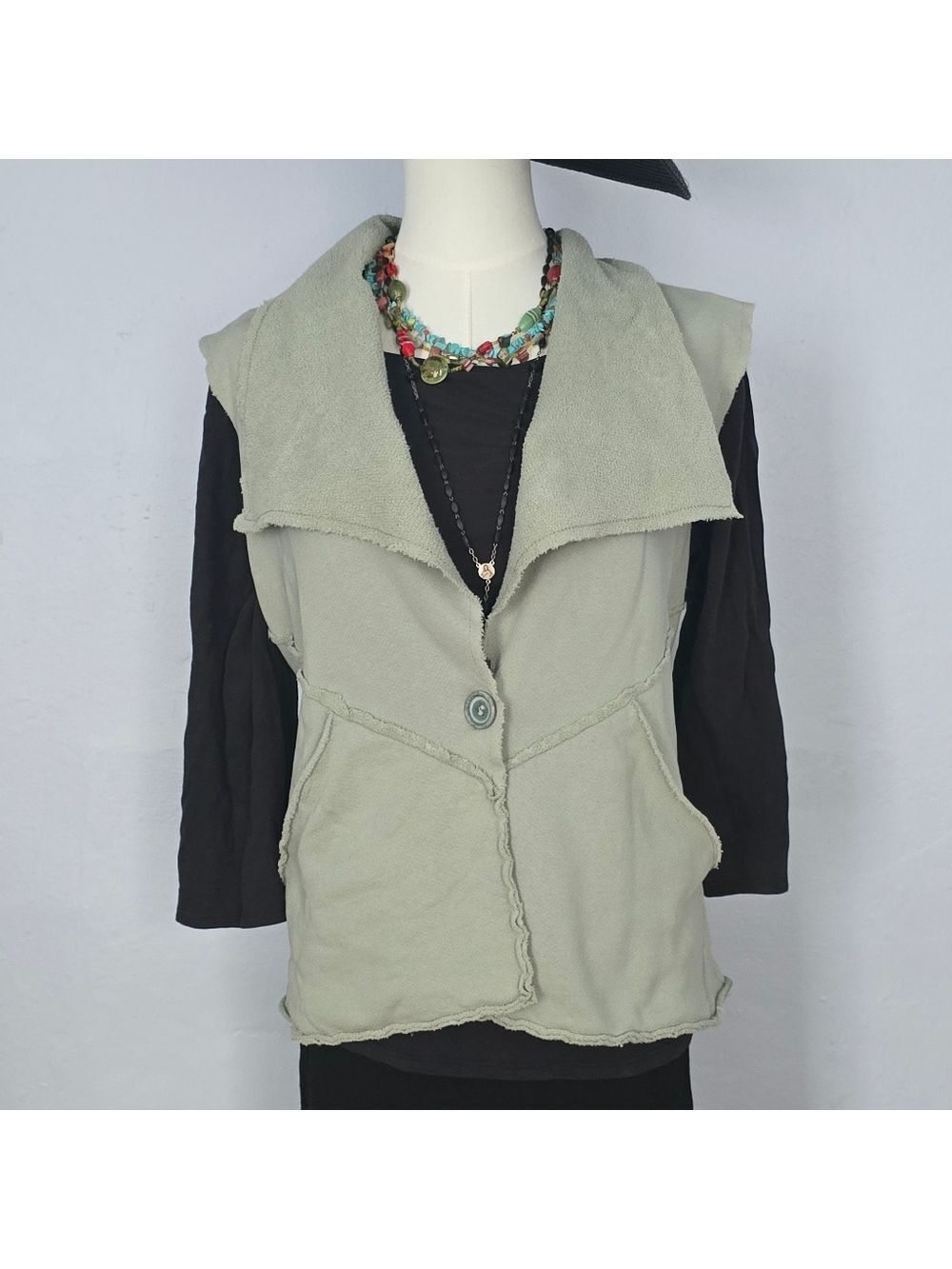 Prairie Cotton Raw Seam Single Button Vest Size M